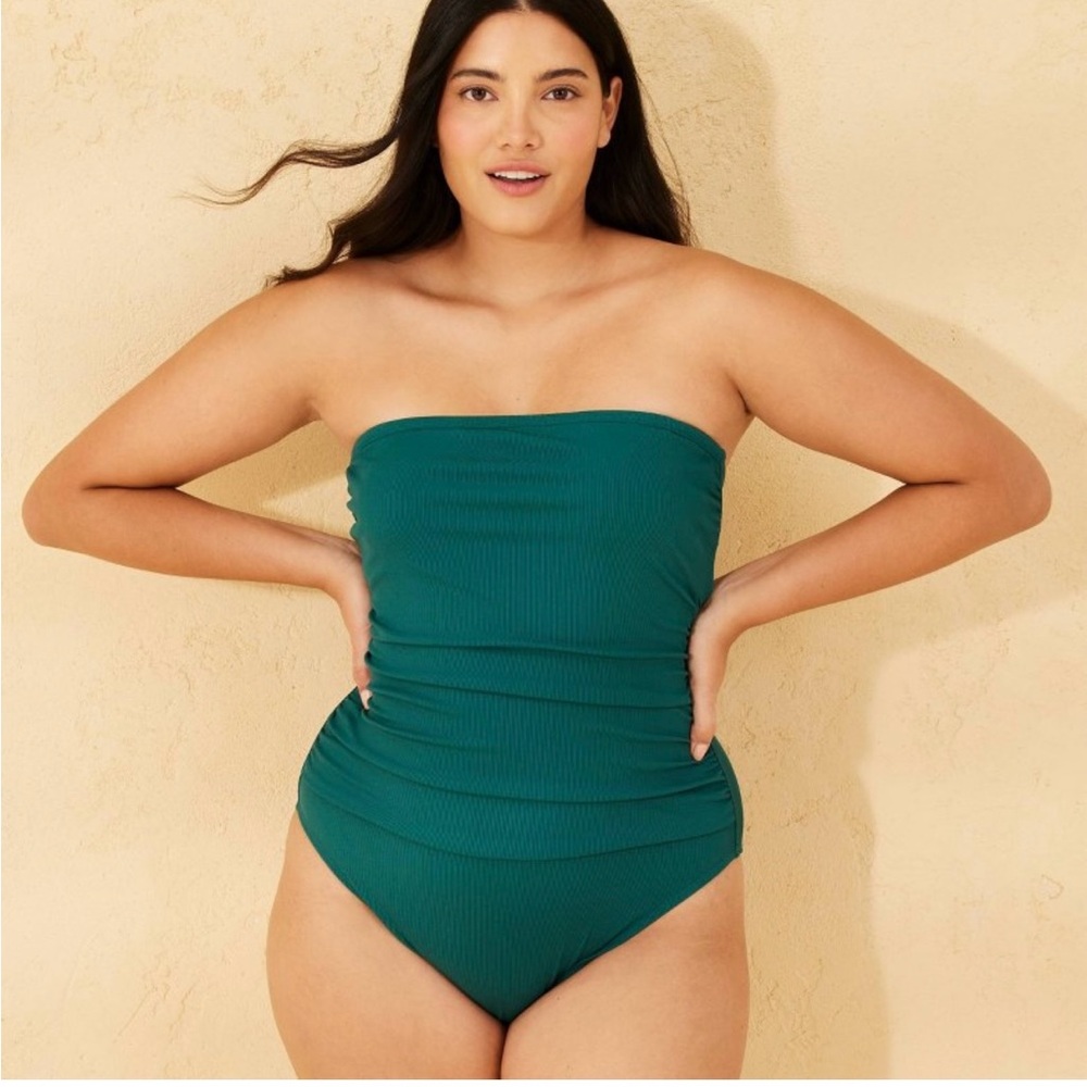 Shade & Shore Ribbed High Leg Bandeau One-Piece Swimsuit Green Size Large NWT